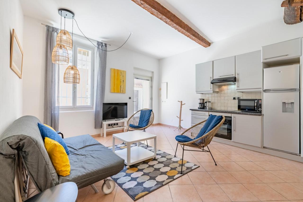 Droit Au Port Par Dodo-a-cassis Appartement *