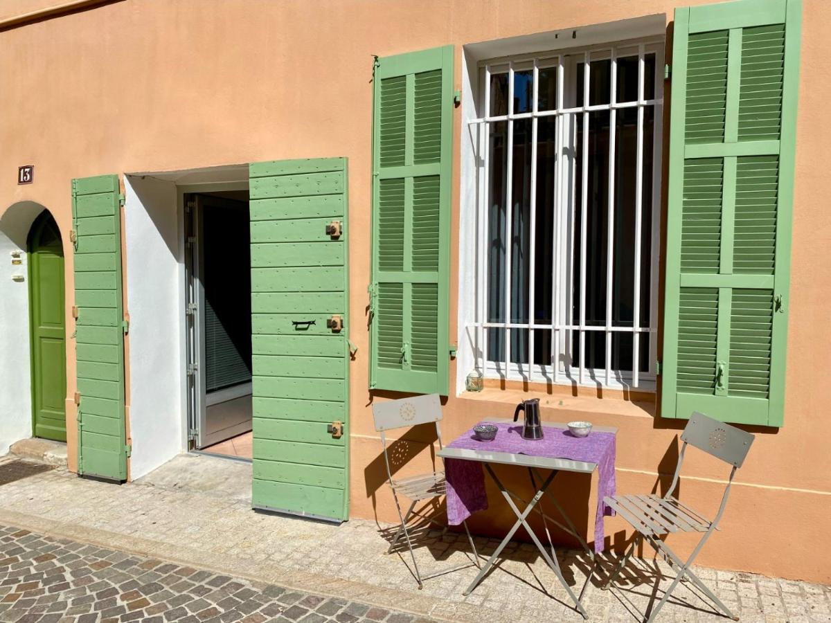 Appartement Droit Au Port Par Dodo-a-cassis *