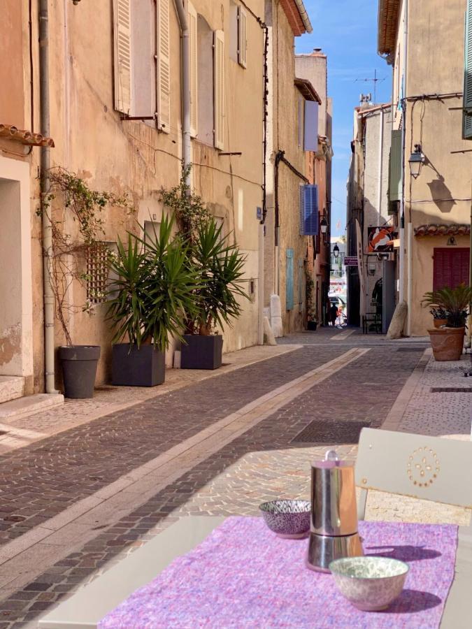 Droit Au Port Par Dodo-a-cassis Appartement *